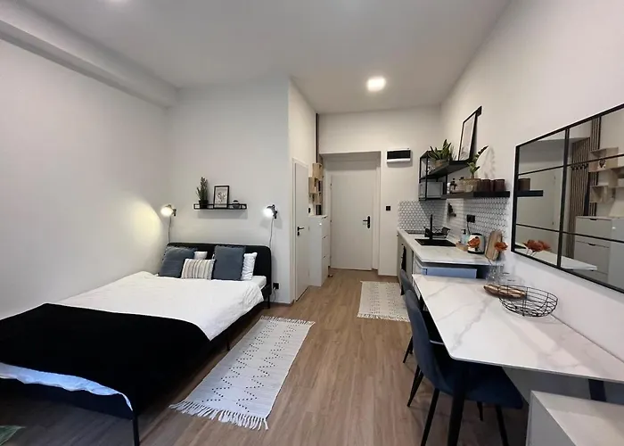 Bright And Cozy 15 Minutes To Center *